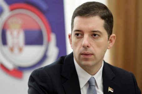 Gjuriq: Kur bëhet fjalë për dialogun me Serbinë, lëvizjet e Prishtinës nuk duken premtuese