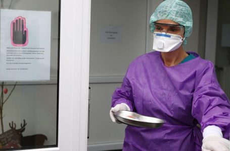 Dyshimet për vaksinat, BE mund të humbasë qëllimin për të injektuar 70% të të rriturve brenda verës