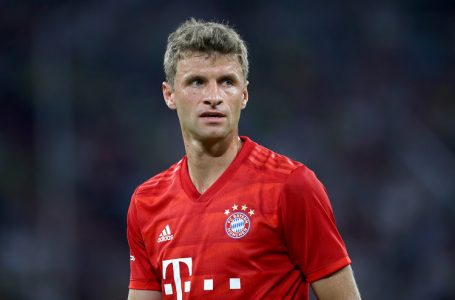 Muller kritikon sulmin e tij, Flick nuk dorëzohet për kualifikimin