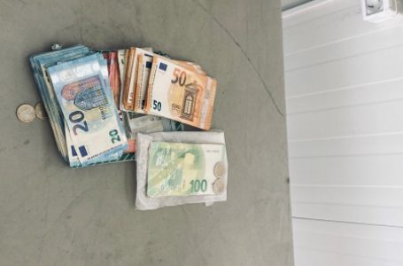 ​Dogana kap rreth 30 mijë euro gjatë tentimit për t’u futur në Kosovës