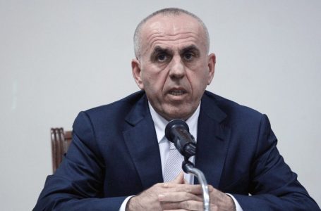 Mjeku sygjeron Kurtin: Pranoni vaksinat kineze nga Shqipëria, janë të sigurta