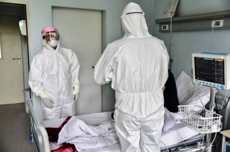 38 pacientë në gjendje të rëndë dhe 844 të shtrirë njofton ShSKUK-ja