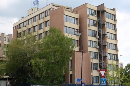 Prokuroria Speciale me aktakuzë për tre persona, dyshohen për “ushtrim të ndikimit”