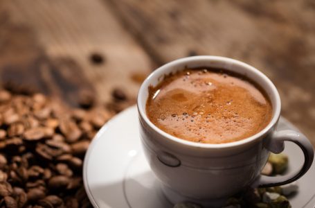 Sekretet e Përgatitjes së Kafesë Turke me Shijen Perfekte