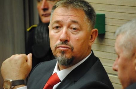 Sami Lushtaku për grafitet në shtëpinë e Graincës: Janë vepër e Vetëvendosjes