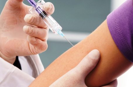 Vaksina kundër HPV-së, kërkohet më shumë informim për prindërit mbi rëndësinë e saj