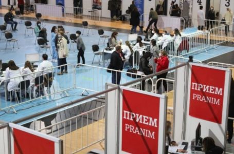 Nuk ka raste me efekte anësore nga vaksinimi kundër COVID-19 në Maqedoni