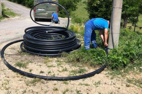 Po kryhen punime në rrjetin e ujësjellësit në fshatin Cërmjan – Gjakovë