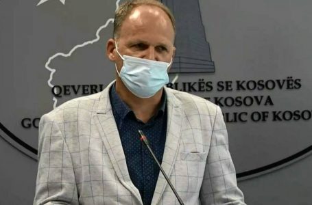 Infektologu Krasniqi tregon se a do të lejohen dasmat këtë verë