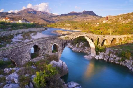 Historia e veçantë e ‘Urës së Mesit’ në Shkodër