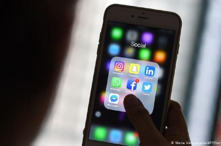 Si bëjnë reklamë shërbimet sekrete në rrjetet sociale?