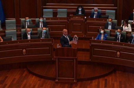 ​Haradinaj akuzoi Qeverinë se harroi reciprocietin, e Tahiri i akuzoi se harruan mini-shengenin shqiptar