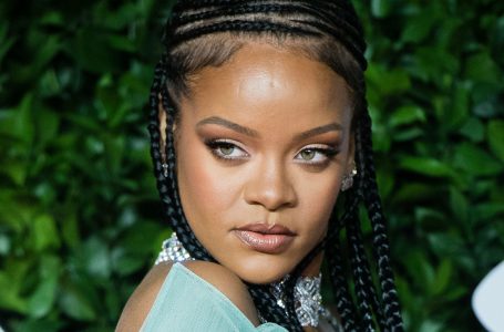 Rihanna së shpejti me albumin e ri “R9”