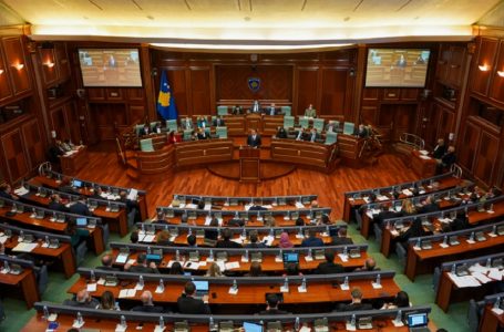 Sot vazhdon seanca për programin qeverisës