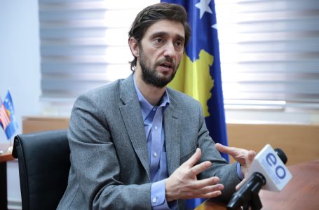 Të dielën nuk vaksinohen qytetarët, reagon Ismaili: Vitia të jap përgjegjësi