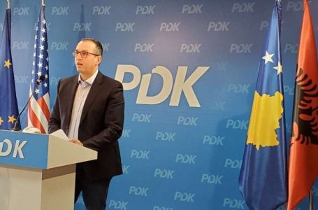 Sekretari i PDK-së për Albin Kurtin dhe Vjosa Osmanin: Historia do t’iu hedhë në koshin e plehrave