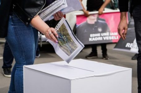 ​Rinia e PDK-së i dorëzon dosje të krimeve serbe ministres Gërvalla