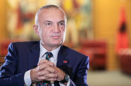 PS mbledh 47 nënshkrime deputetësh për të shkarkuar Ilir Metën