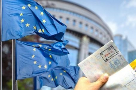 Pandemia shtrenjton vizat, kaq kushtojnë tash
