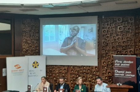 “Përtej dhimbjes, drejt guximit”, libri me rrëfime mbi traumën e dhunës seksuale në luftë