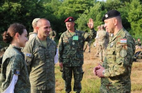 Pjesëtari i FSK-së, del i pari në garën ndërkombëtare “Ushtari më i mirë” në Kroaci