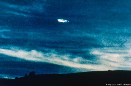 Raporti i SHBA-së rreth UFO-ve guxon të shkojë atje ku askush s’ka shkuar më parë