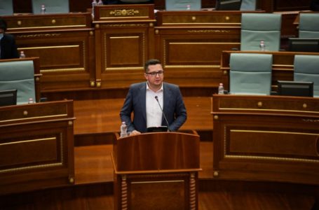 ​Mustafa: Gjobat gjatë pandemisë duhet të falen, atyre që i paguan t’u rimbursohen