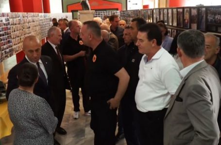 ​Në Ditën e Çlirimit të Deçanit hapet ekspozita “N’rrugë drejt lirisë”