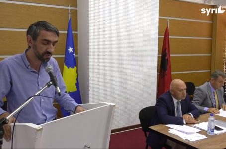 Kthimi i shtetases serbe nxit debate në seancën e Kuvendit Komunal në Gjakovë