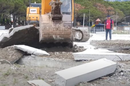 Rrënohen objektet pa leje/ Aksioni nga Velipoja deri në Ksamil