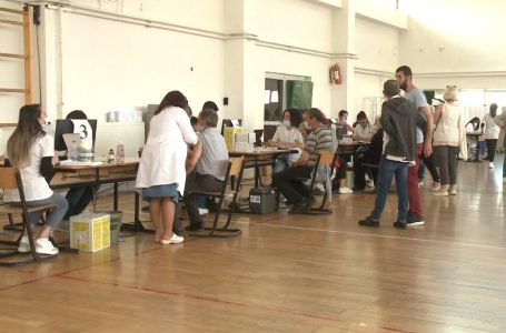 Filloi vaksinimi masiv i qytetarëve në Gjakovë