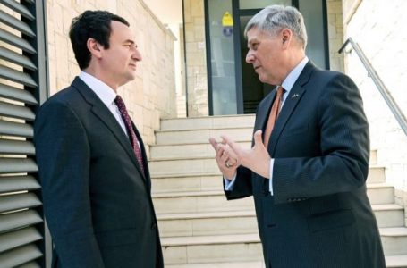 ​Kurti i përgjigjet Kosnett për çështjen e asociacionit