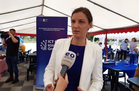 Rizvanolli e bindur se vaksinimi në masë do të ndikojë pozitivisht në rimëkëmbjen ekonomike