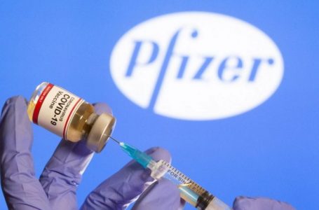 Një 13 vjeçar vdes dy ditë pasi mori dozën e dytë të vaksinës Pfizer