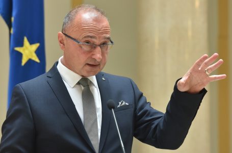 Kryediplomati kroat: Kroacia u kërkon 5 anëtarëve të BE-së ta njohin Kosovën
