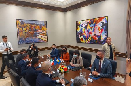 Ministrja Gërvalla pret në takim homologun italian