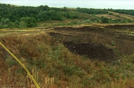 Rivarrosen sot mbetjet mortore të dy personave, 23 vjet pas rrëmbimit nga forcat policore serbe