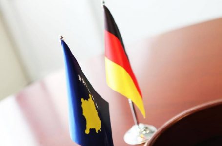 Gjermania ia njeh Kosovës patentë shoferët