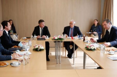 UNMIK-u kërkon nga Kurti dhe Vuçiç të angazhohen në mënyrë konstruktive në dialog