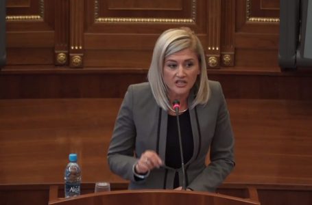 Kusari – opozitës: Keni kërkesa paushalle të cilat nuk ndihmojnë as bizneset e as punëtorët