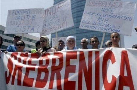 Reagimi i nënave të Srebrenicës pasi Mladiq u dënua me burgim të përjetshëm