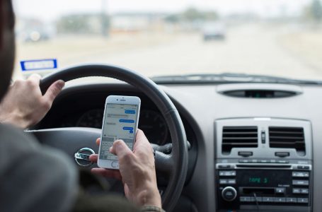 Për një javë janë gjobitur 739 shoferë për përdorim të telefonit gjatë ngasjes
