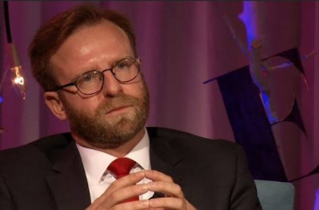 Haki Abazi propozohet ambasador në Amerikë, por i dalin probleme
