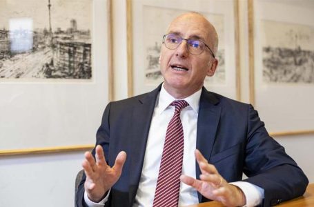 Ambasadori gjerman e kundërshton gazetarin serb: BE-ja dhe SHBA-ja s’po tregohen të buta me Kosovën