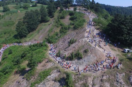 Sot, 26 vjetori i Srebrenicës, masakra më e rëndë në Europë që nga Lufta e Dytë Botërore