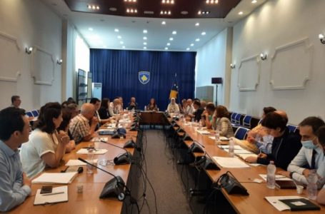 ​Mbi 70 mjekë kanë lënë Kosovën për gjashtë muaj, pacientëve nuk po u garantohen të drejta