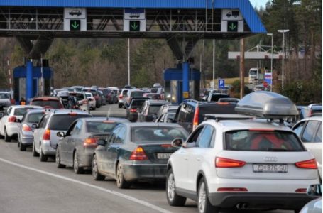 Vazhdon fluksi i arritjes së bashkatdhetarëve në Kosovë