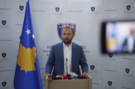 Tahiri: Ditët në vijim do të iniciojmë kërkesën për shpërbërjen e Kuvendit