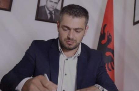 Hoti: Serbia ka shtuar paragrafë në dokumentin për të pagjeturit, nuk do t’i pranojmë