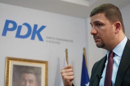 Krasniqi, nga repisti rival i Unikkatilit te politikani opozitar i Kurtit